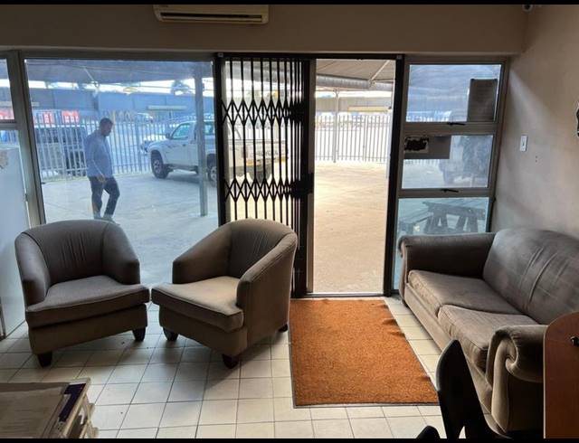 BUSINESS PROPERTY TO RENT IN SYDENHAM